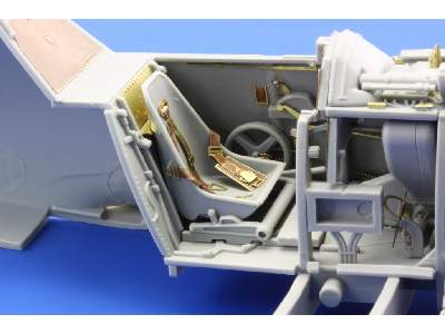 Bf 109E-4 interior S. A. 1/32 - Dragon - image 4