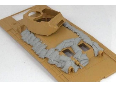 Sand Armor For Lvt (Italeri Kit) - image 3