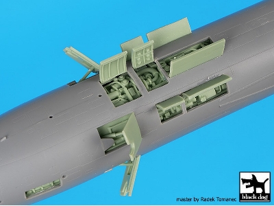 Su 17/22 Engine + Spine For Hobby Boss - image 6