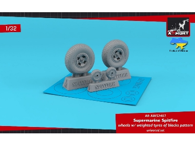 Supermarine Spitfire Wheels W/ Weighted Tyres Of Block Pattern & 4-spoke Hubs - image 1