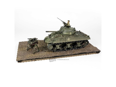 U.S. Medium Tank Sherman M4a3 (75) - image 1