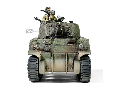 U.S. Medium Tank Sherman M4 (75) - image 6