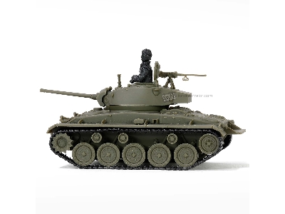 U.S. Light Tank M24 Chaffee - image 6