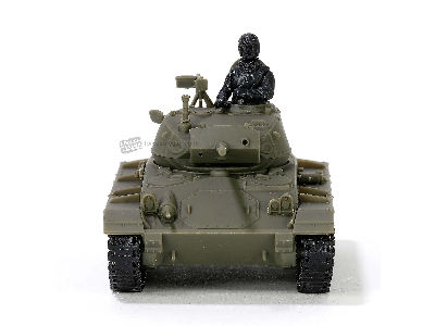 U.S. Light Tank M24 Chaffee - image 7