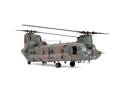 Chinook Ch-47j Helicopter - image 5