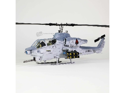 Bell Ah-1w Whiskey Cobra Attack Helicopter (Nts Exhaust Nozzle) Usa - image 2