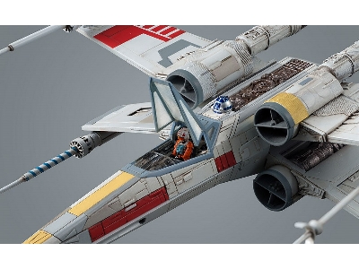 X-Wing Starfighter - image 4