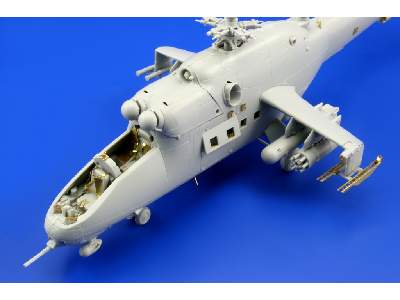 Mi-24V Hind exterior 1/72 - Hobby Boss - image 4