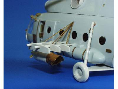 Mi-8 Hip exterior 1/72 - Kovozavody Prostejov - image 5