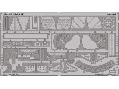 MiG-17F S. A. 1/48 - Hobby Boss - image 1