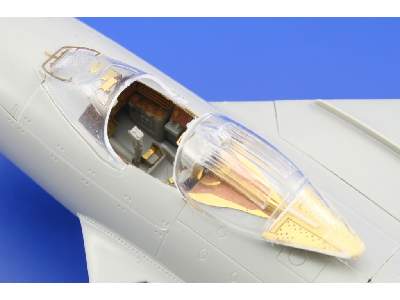 MiG-17PF S. A. 1/48 - Hobby Boss - - image 3