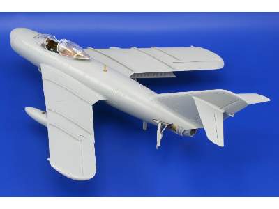 MiG-17PF S. A. 1/48 - Hobby Boss - image 3