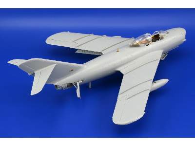 MiG-17PF S. A. 1/48 - Hobby Boss - image 4