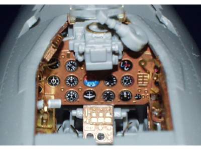 MiG-19S interior 1/32 - Trumpeter - image 8