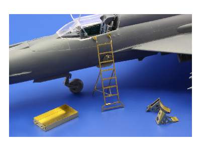 MiG-21 ladder 1/48 - Eduard - image 6