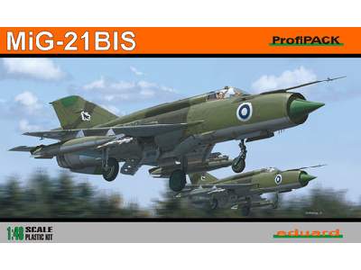 MiG-21BIS 1/48 - image 1