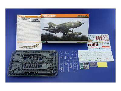 MiG-21BIS 1/48 - image 8