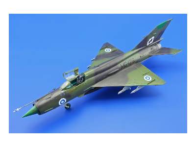 MiG-21BIS 1/48 - image 20