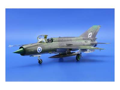 MiG-21BIS 1/48 - image 23