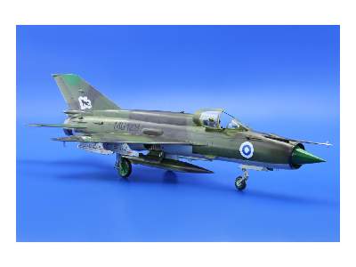 MiG-21BIS 1/48 - image 24