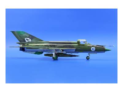 MiG-21BIS 1/48 - image 31