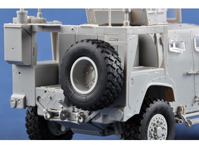 M1278 Heavy Guns Carrier – General Purpose (Jltv-gp) - image 35