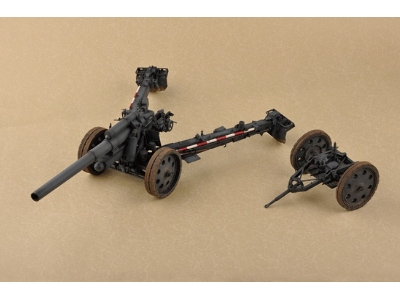 German 15cm Sfh 18 Howitzer (Model Kit) - image 1