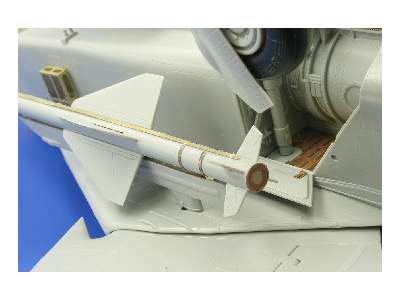 MiG-23MF weapons 1/32 - Trumpeter - image 5