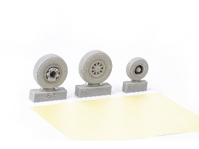 F-35A wheels 1/48 - TAMIYA - image 4