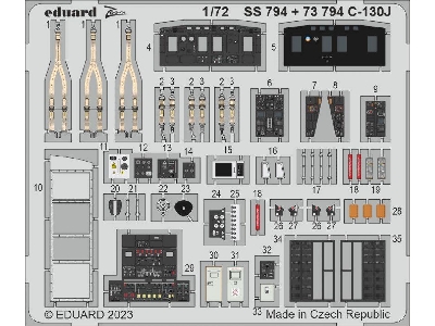 C-130J interior 1/72 - ZVEZDA - image 1