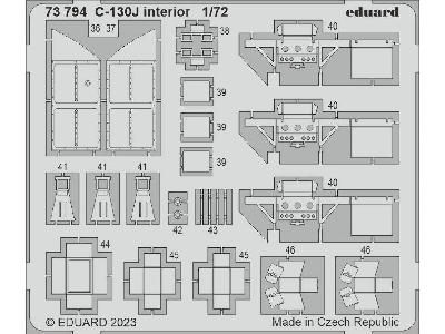 C-130J interior 1/72 - ZVEZDA - image 2