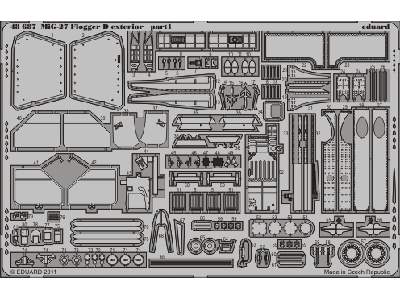 MiG-27 Flogger D exterior 1/48 - Italeri - image 2