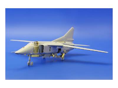 MiG-27 Flogger D exterior 1/48 - Italeri - image 4