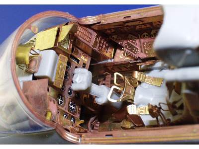 MiG-29 Fulcrum interior 1/32 - Revell - image 6