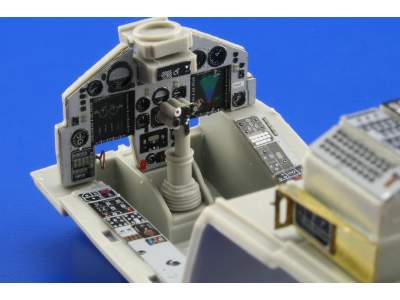 MiG-29M Fulcrum interior 1/32 - Trumpeter - image 4