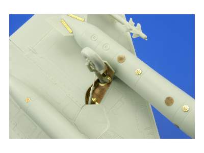 Mirage 2000B/ D/N exterior 1/48 - Kinetic - image 11