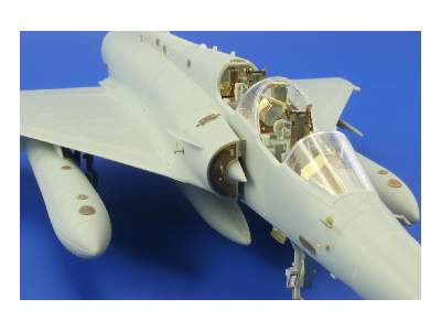 Mirage 2000B interior S. A. 1/48 - Kinetic - image 8