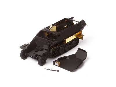 Sd. Kfz.  251/1 Ausf. C side stowage bins 1/35 - ACADEMY - image 3