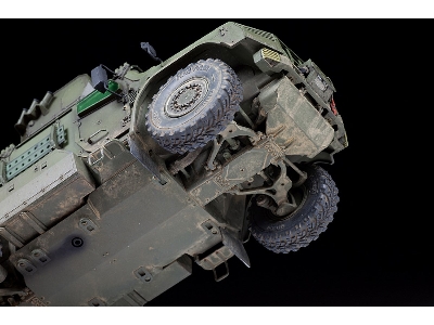 Typhoon VDV 4x4 K-4386 Armored car with remote controled module - image 5