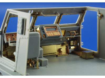 MLRS NATO interior 1/35 - Dragon - image 7