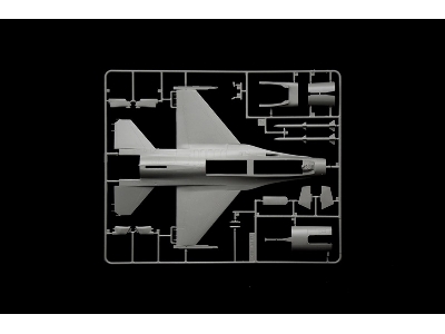 F-16C Fighting Falcon - image 11