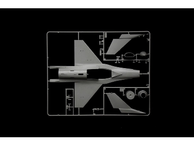 F-16C Fighting Falcon - image 13
