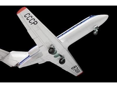 Yak-40 Turbojet Passenger Aircraft - image 5