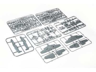 SPITFIRE STORY: MALTA DUAL COMBO 1/48 - image 4