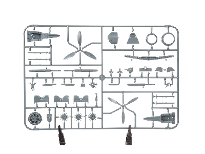 Fw 190A-4 w/ engine flaps & 2-gun wings 1/48 - image 6