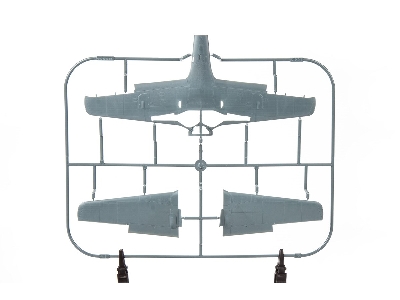 Fw 190A-4 w/ engine flaps & 2-gun wings 1/48 - image 9