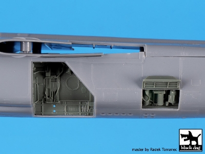 Mig 23 Bn Wheel Bays+spine For Eduard - image 3