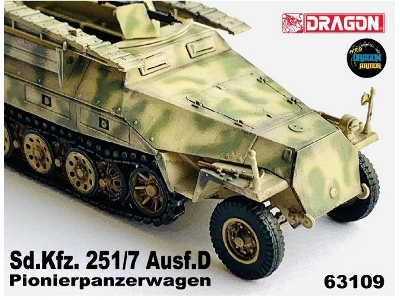 Sd.Kfz. 251/7 Ausf.D Pionierpanzerwagen - image 3