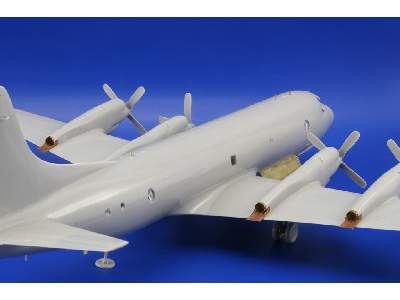 P-3 S. A. 1/72 - Revell - image 7