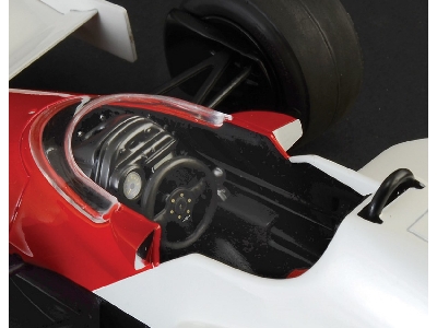 McLaren MP4/2C Prost-Rosberg - image 9